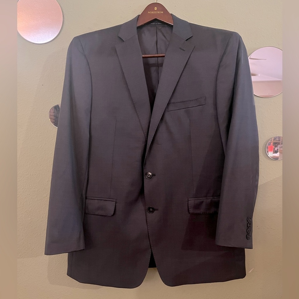 EUC Men’s Calvin Klein Dress Suit Blazer, Grey, Extreme Slim Fit 44R
